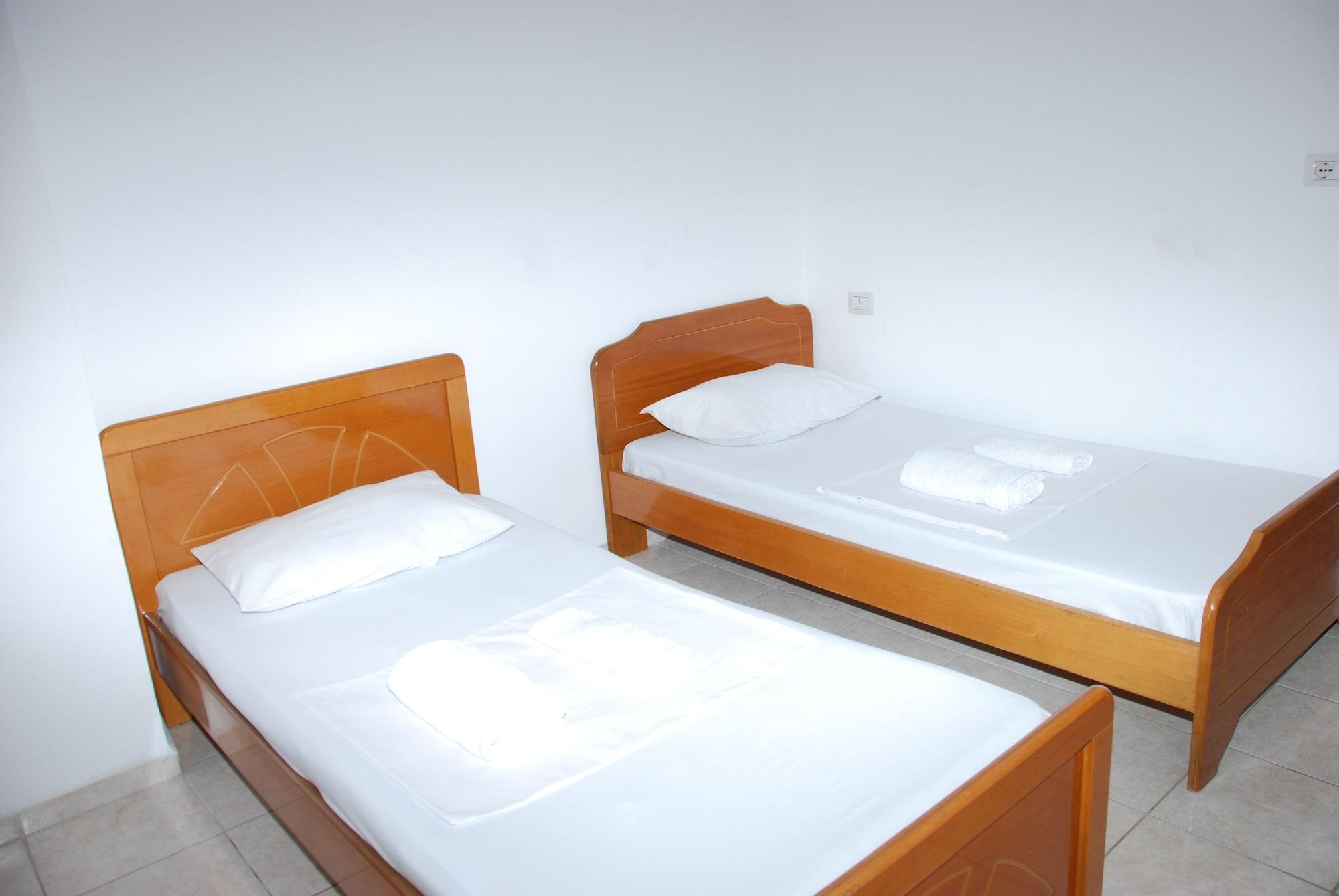Casa Mia Hotel Sarandë Exteriör bild