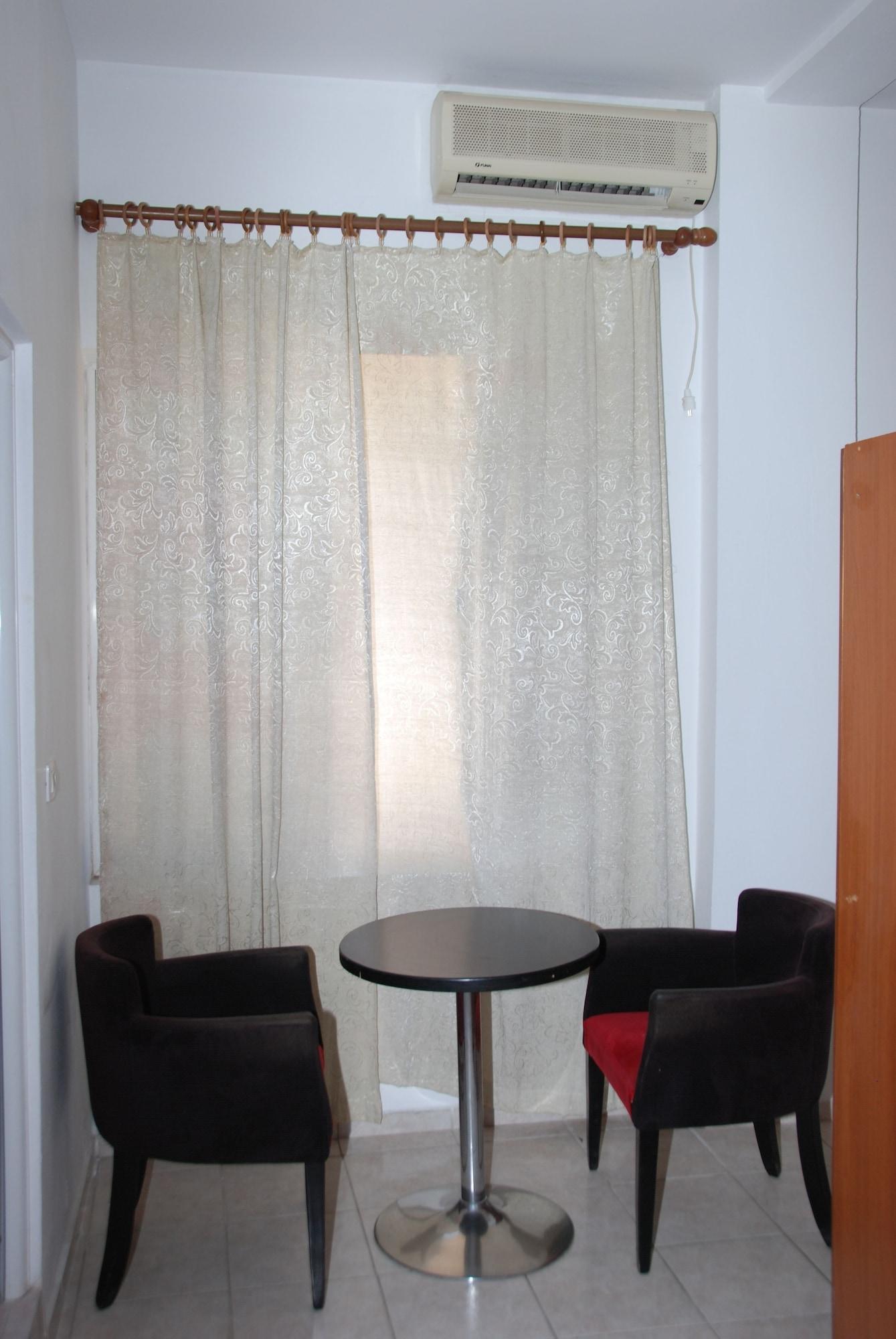 Casa Mia Hotel Sarandë Exteriör bild