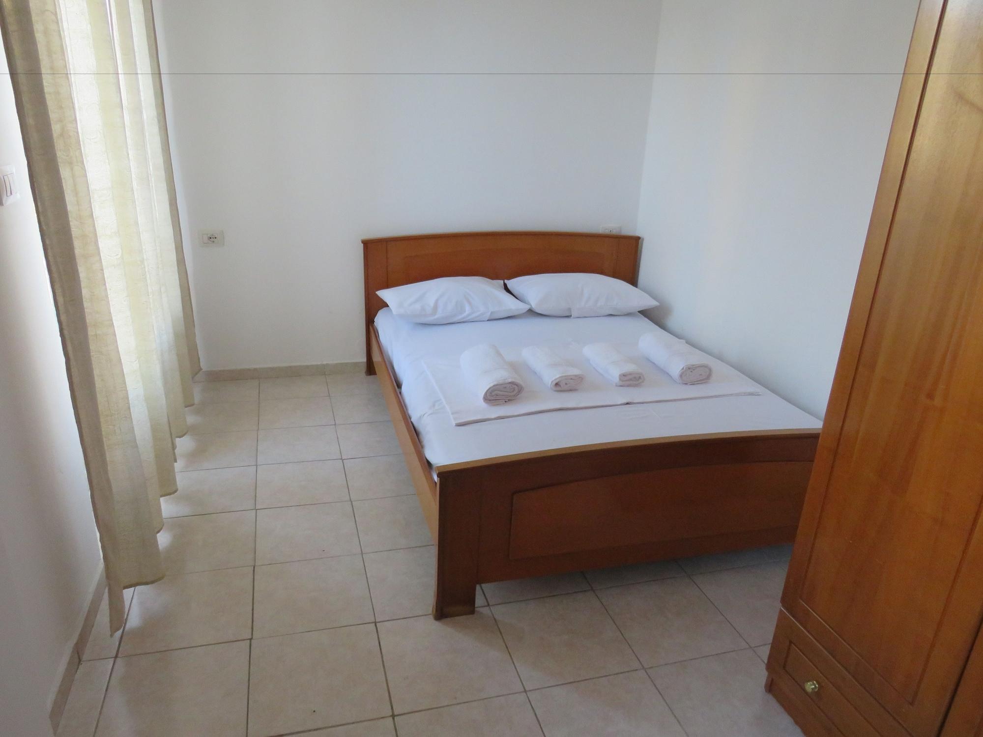 Casa Mia Hotel Sarandë Exteriör bild