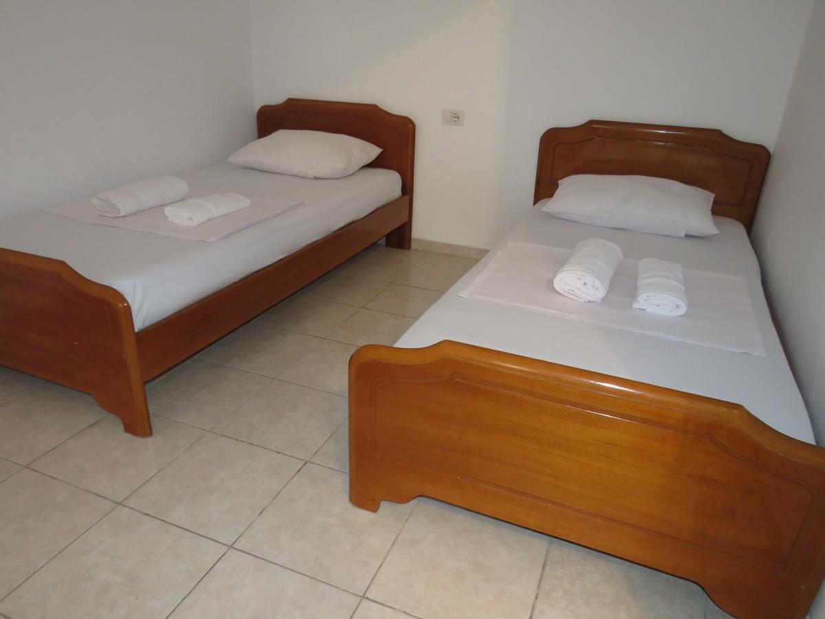 Casa Mia Hotel Sarandë Exteriör bild