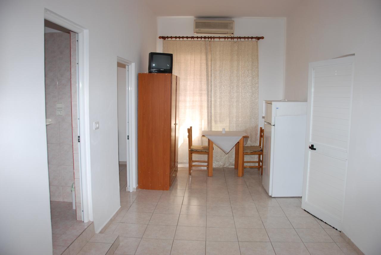 Casa Mia Hotel Sarandë Exteriör bild