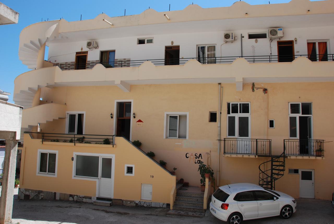 Casa Mia Hotel Sarandë Exteriör bild