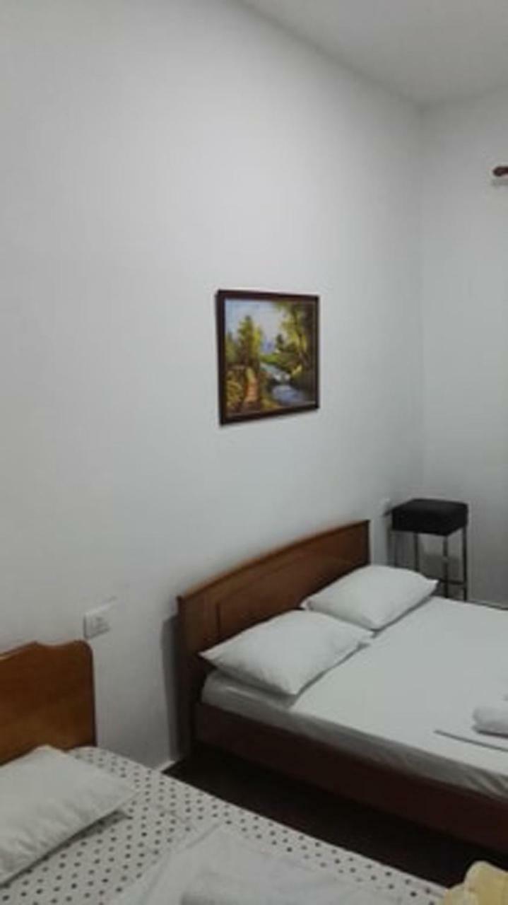 Casa Mia Hotel Sarandë Exteriör bild