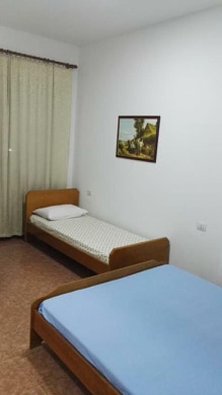 Casa Mia Hotel Sarandë Exteriör bild